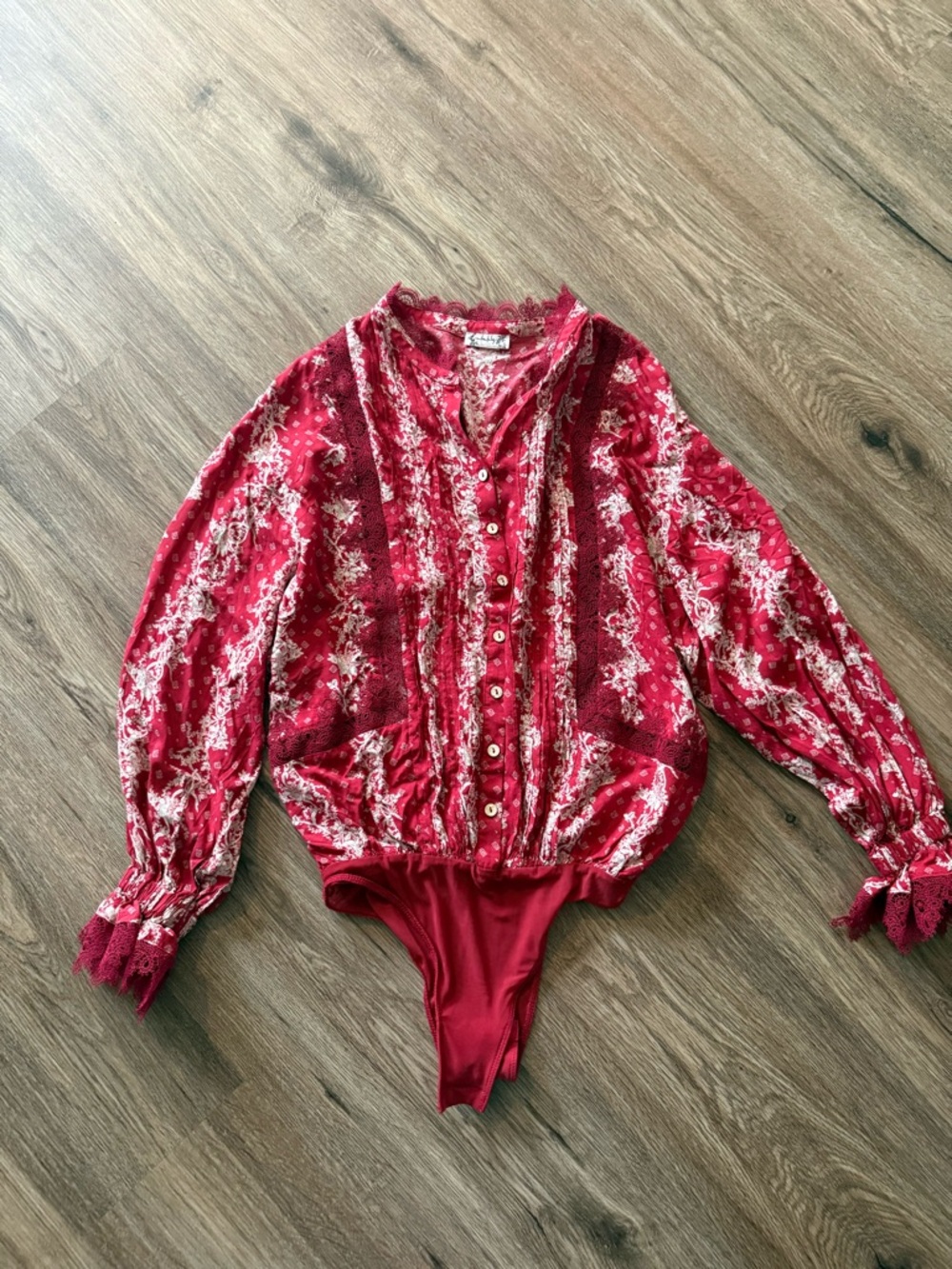 Women's Red Floral Lace-Trim Bodysuit Top